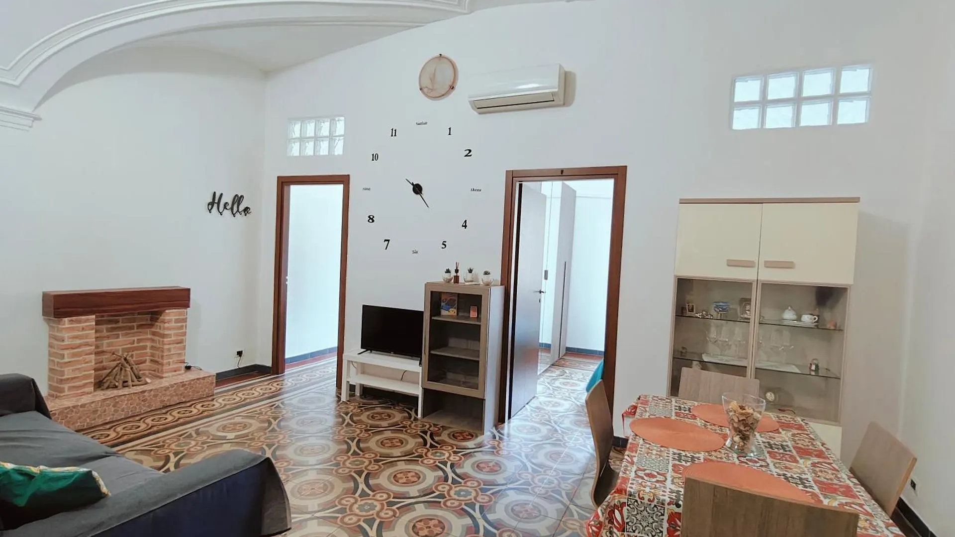 Giulio\'S Apartment location