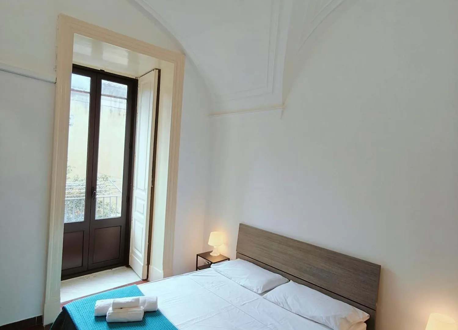 Giulio'S Apartment カターニア