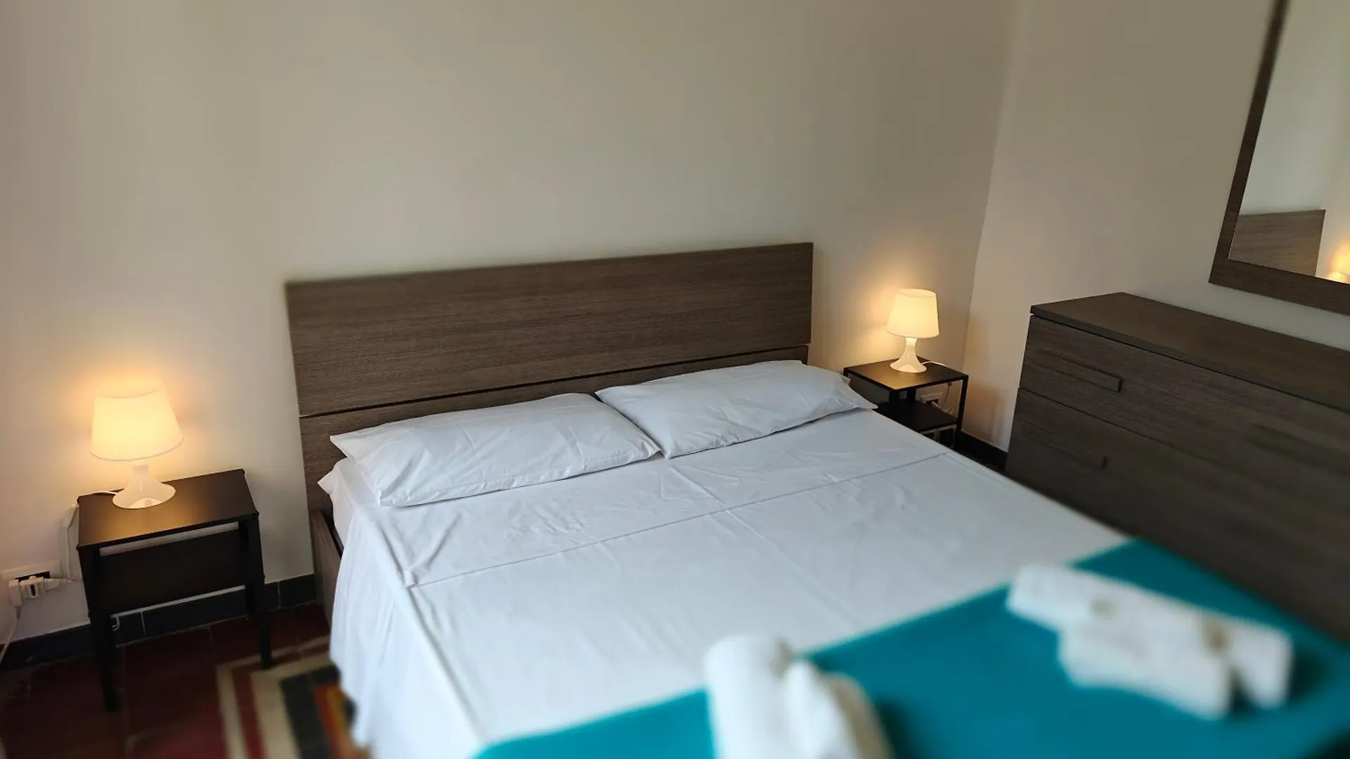 Giulio'S Apartment カターニア
